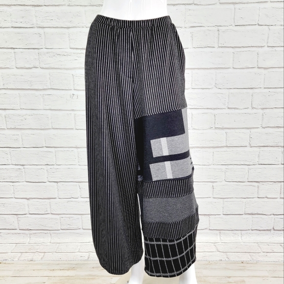 Designer Alembika Funky Blk/Wht Pinstripe Pant NWOT! Alembika Size:4 - Picture 1 of 12